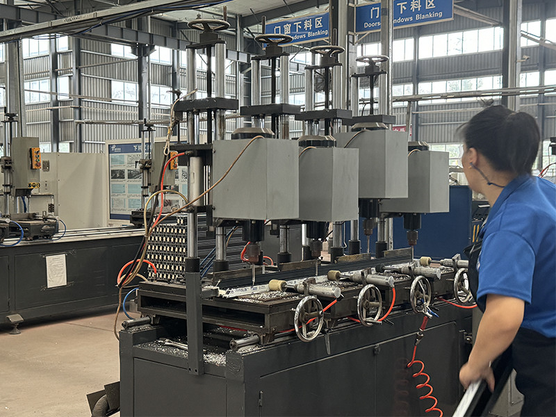 Shiny-Control Technology Develop (Beijing) Co., Ltd. สายการผลิตของผู้ผลิต