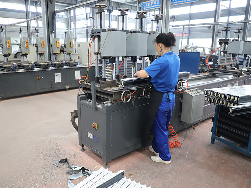 Shiny-Control Technology Develop (Beijing) Co., Ltd. สายการผลิตของผู้ผลิต